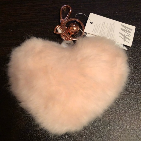H&M Accessories - H&M Light Pink Heart Keychain